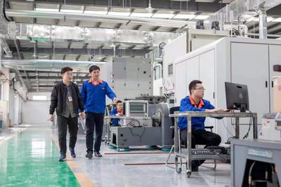 温度、湿度、振动三综合试验