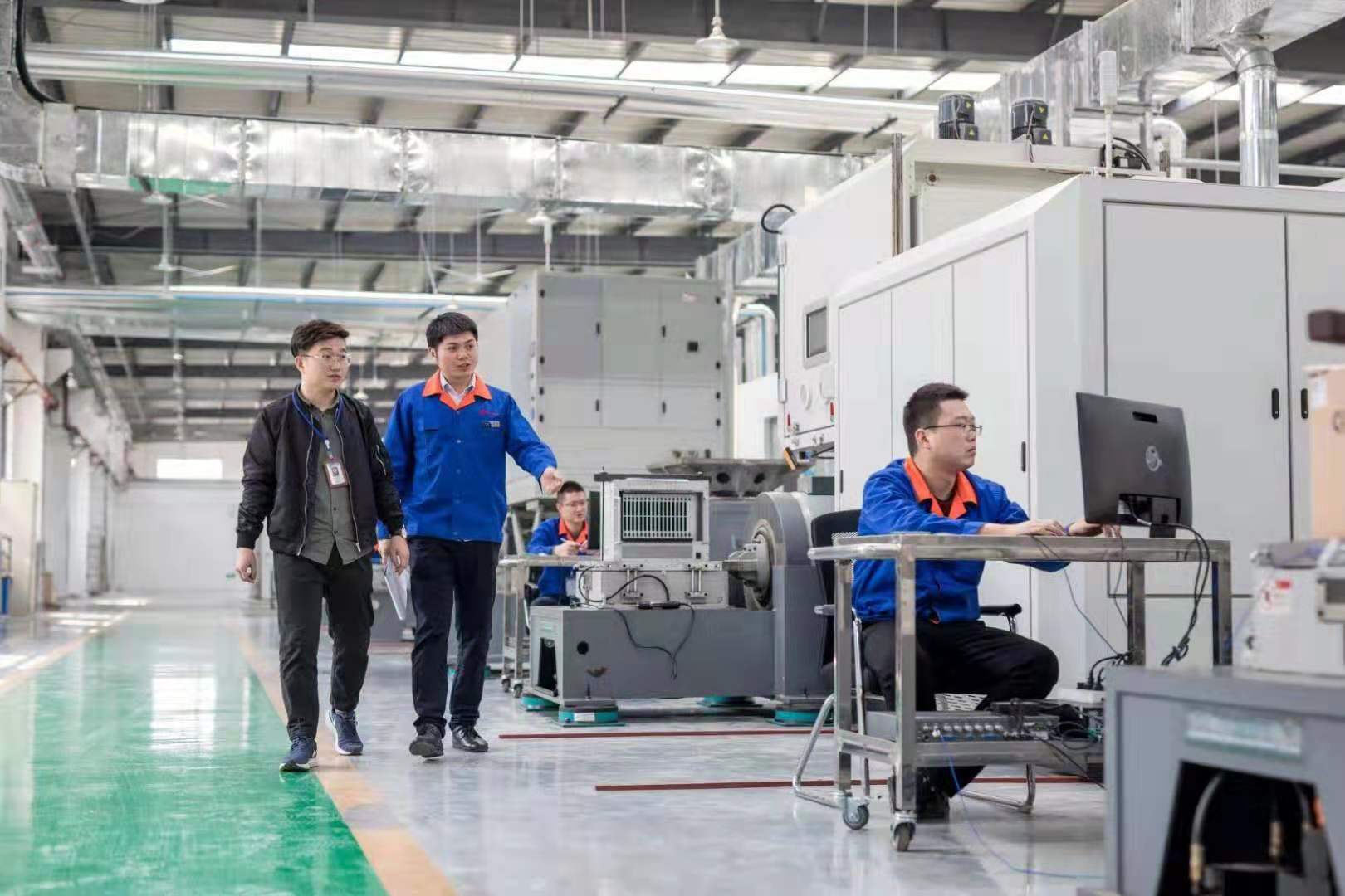 温度、湿度、振动三综合试验